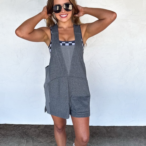 Blakeley Beach Please Romper Grey - Picture 5 of 8